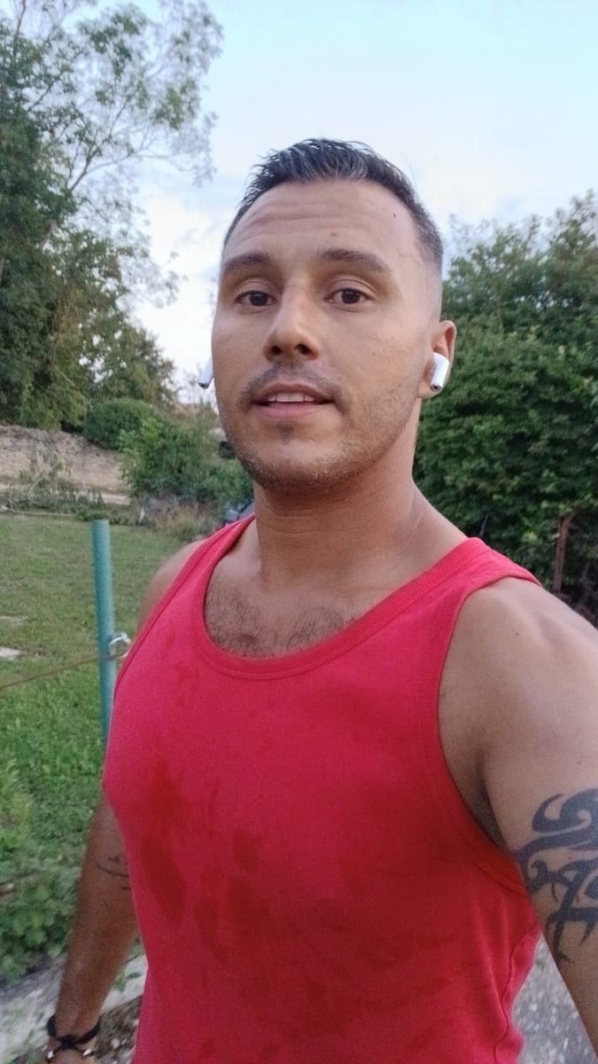 Profil de Dama